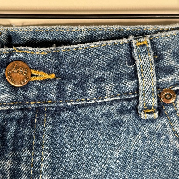 🏁 2/$30 Lee Stone Wash Jeans - Picture 3 of 6